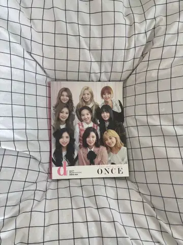 d ONCE (TWICE) 사진집