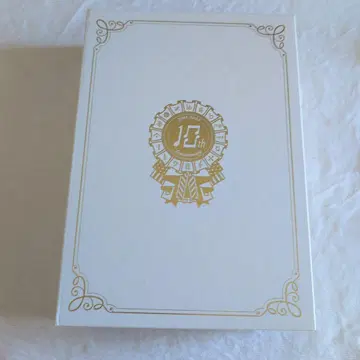 아이나나 10th Anniversary Album 'CARILLON'