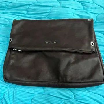 국제선 정가 4만 엔 프랑스제 송아지 천연 가죽 레더 클러치백