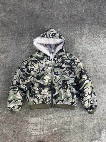 카모 패턴 퍼 후드 자켓