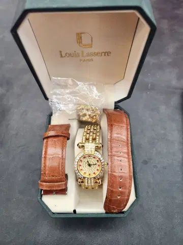 루이 라세르 골드 손목시계