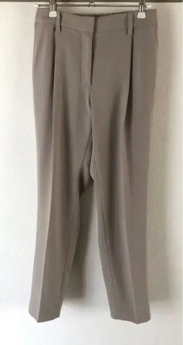 베이지 밴딩 슬랙스