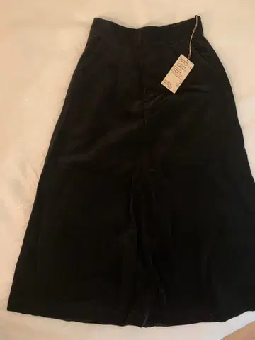 [ 미사용 새상품 ] 무인양품 스커트 M 사이즈 코듀로이 원단