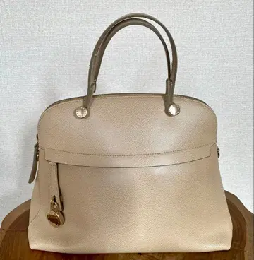 훌라 베이지 가죽 핸드백