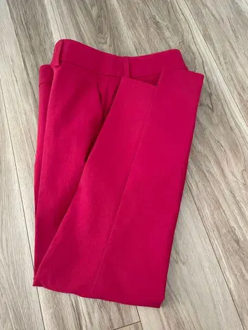 새상품급 노블 스텝헴 팬츠 34