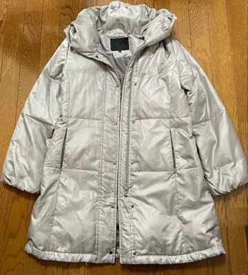 언타이틀 다운 코트 사이즈 3 실버 계열