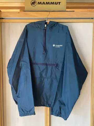 Prudential 후드 부착 나일론 자켓