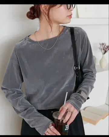 디스코트 플로키 메쉬 롱 슬리브