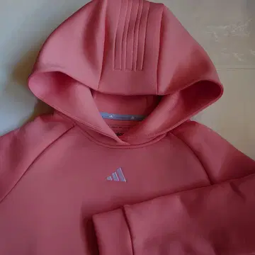 adidas 핑크 베이지 후드 부착 트레이닝복