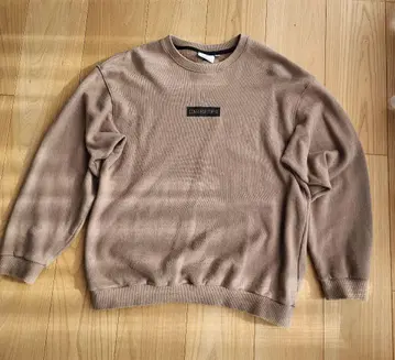 CONVERSE TOKYO 베이지 맨투맨