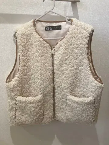 ZARA 보아 베스트 L 새상품급