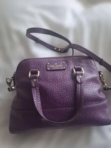 케이트 스페이드 보라색 가죽 숄더백