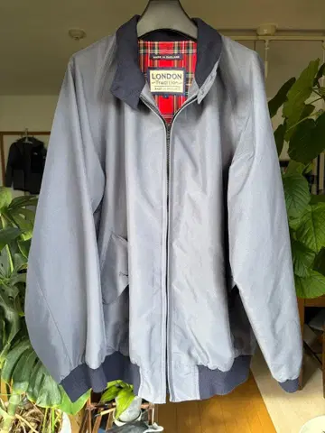 BARACUTA형 해링턴 자켓 네이비