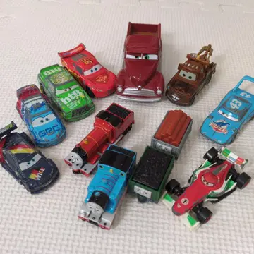 카즈 토마스 미니카 12대 세트 스모키 메이터 디즈니 스토어