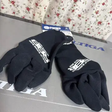 리바레이 타이타늄 그로브