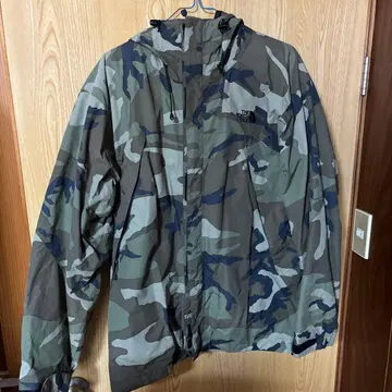 THE NORTH FACE 카모플라쥬 마운틴 파카