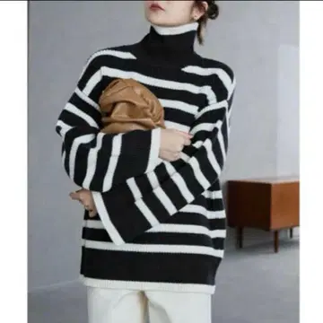 슬로브 이에나 편직 보더 풀오버