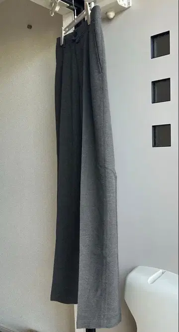 드리스 반 노튼 슬랙스 벨기에 제조