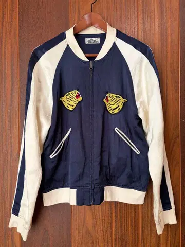 스카잔 오쿠라 SEILIN & Co. M 사이즈