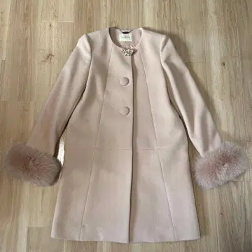 컨디션 최상 사에코 씨 코트 라이트 핑크 롱 코트