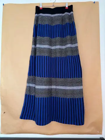 Nissen 니센 Soiunique 총무늬 니트 보더 스커트 LL