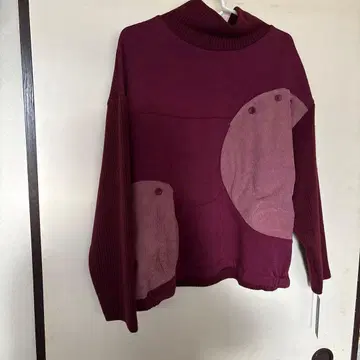 와인 레드 패치워크 스웨터