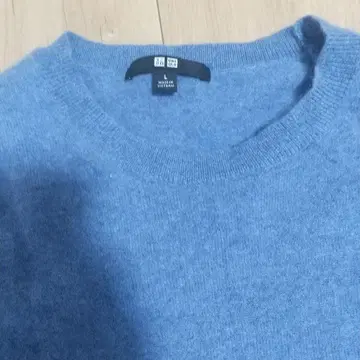 캐시미어 100% 블루 스웨터 L 유니클로