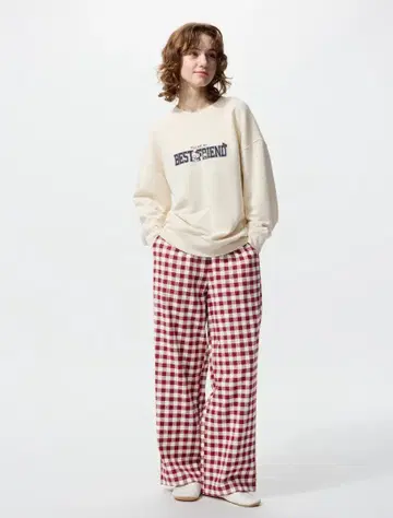 유니클로 산리오 캐릭터즈 라운지 세트 헬로키티 XXL