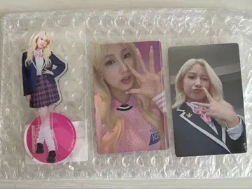 타카하타 모모카 트레이딩 카드 아크릴 스탠드 묶음 판매