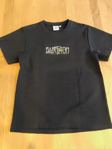 미세스 바벨탑 T셔츠 S사이즈