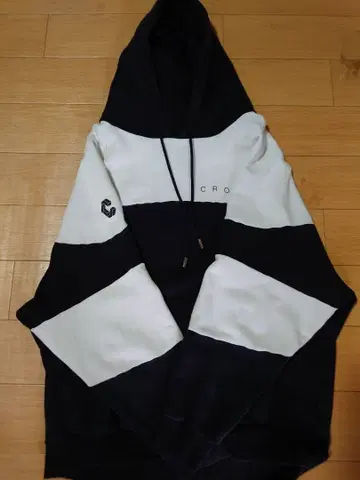 CRONOS 후드 부착 후드티