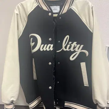 murua 바시티 자켓