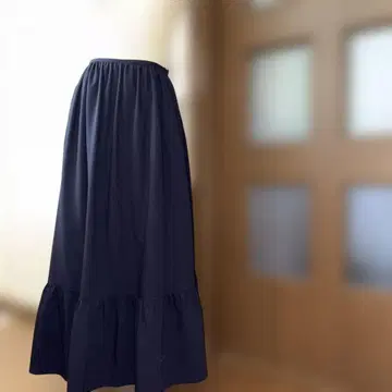 새상품급 네이비 플레어 롱 스커트