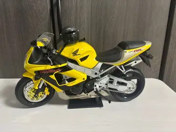 CBR900RR FIREBLADE 1/6 스케일 모델