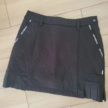 24 모델 new balance 속기모 따뜻한 스커트 블랙