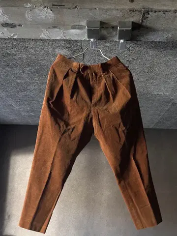 브라운 코듀로이 슬랙스 사이즈 40