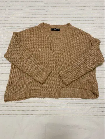 ZARA 오버 사이즈 니트