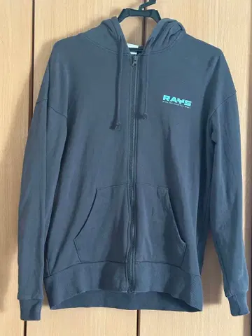 Snow Man RAYS 후드티