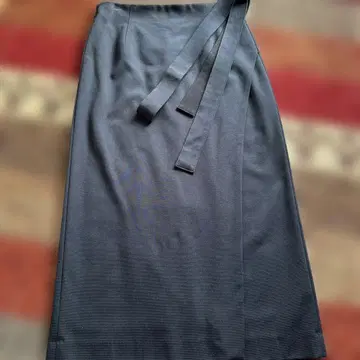 랩 타이트 스커트