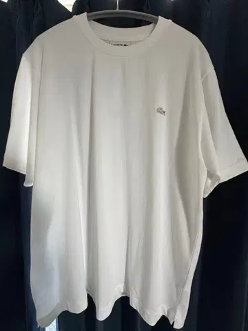 Lacoste 라코스테 화이트 반팔 아웃라인 크루넥 티셔츠