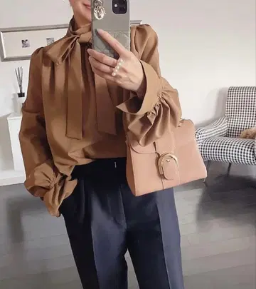 [ 새상품급 ] St.cecilia girlish 가리쉬 리본 블라우스