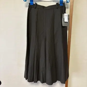 Top Lady 새상품 카키 플레어 큐롯