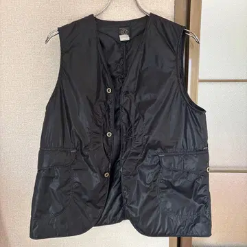 POST O'ALLS 로얄 트래블러 나일론 타프타 충전솜 베스트