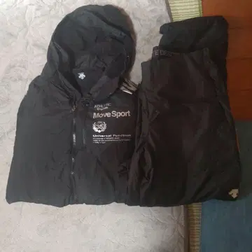 DESCENTE 윈드브레이커 상하의 세트