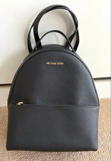 MICHAEL KORS 블랙 백팩