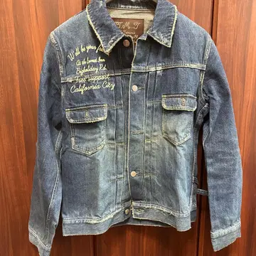 T.M.T. 자수 데님 자켓