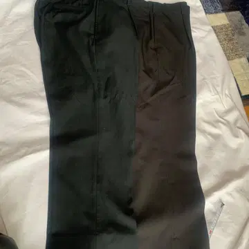 블랙 세로 스트라이프 칸코 슬랙스