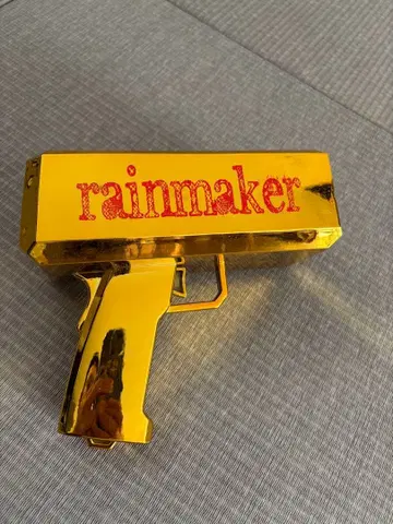 레인메이커 오카다 카즈치카 돌 슈터 금의 비가 내린다