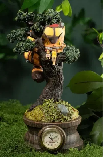 이웃집 토토로 디오라마 탁상시계 소나무 위에서 스튜디오 지브리