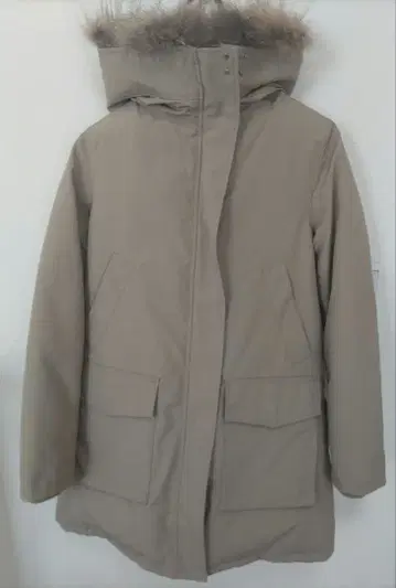 green label relaxing 후드 부착 다운 자켓